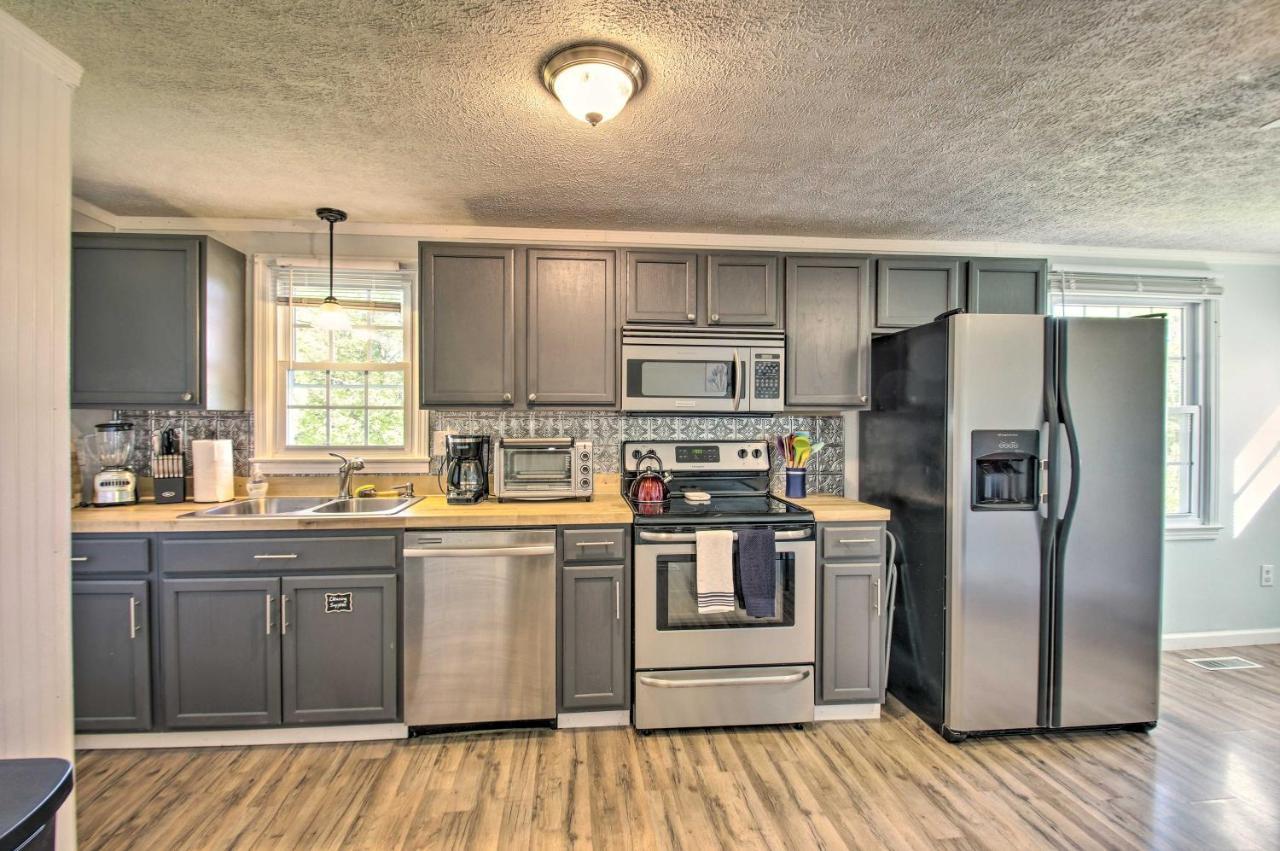 Dog-Friendly Fayetteville Home With Hot Tub! Eksteriør bilde