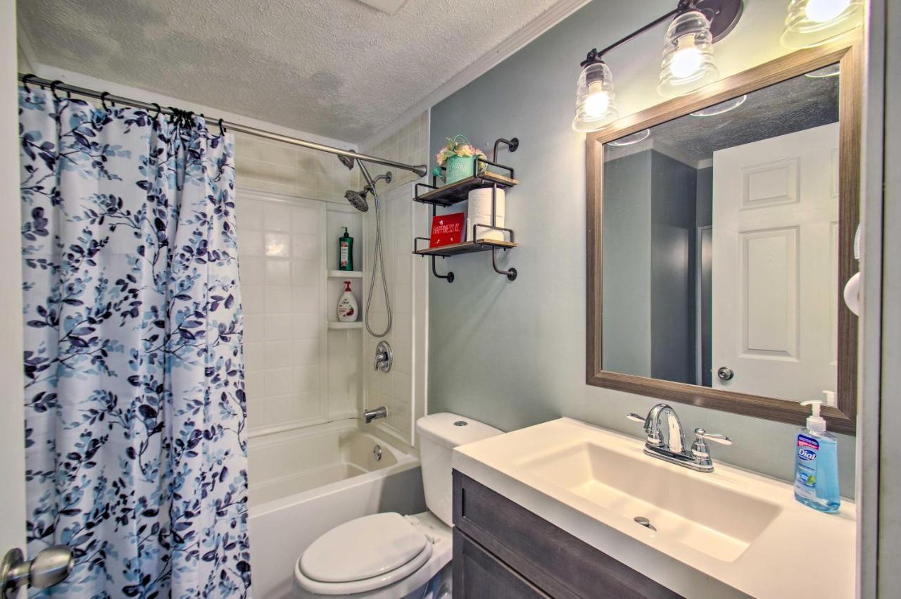Dog-Friendly Fayetteville Home With Hot Tub! Eksteriør bilde